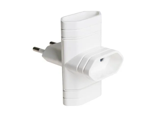 Adaptador triplo 2P, 10A 250V ~. Cor branca